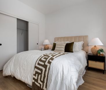 Pet-Friendly Modern 3 Bedroom Townhouse in Capitol Hill - Photo 5