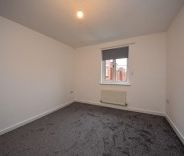 2 bed Apartment for Rent - Photo 5