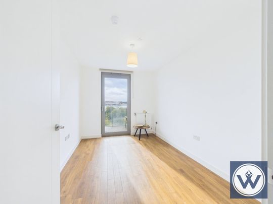 2 Bed Flat, Booth Road, E16 - Photo 1