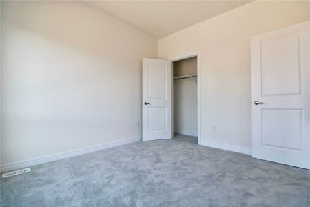 For Lease - 9 Conarty Crescent, Whitby, Ontario - Photo 5
