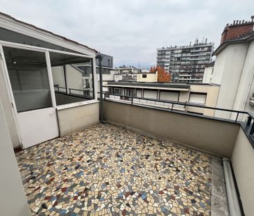 T3 meublé 9 rue Général Durand - Photo 2