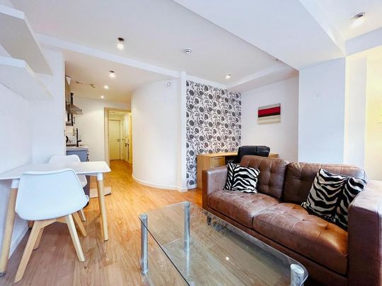 1 bedroom flat to rent - Photo 1