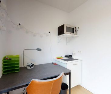 Beautiful furnished student room - AVAILABLE IMMEDIATELY!! - Foto 6