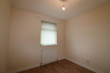 9 Ballymacash Park, Ballymacash Road, Lisburn, BT28 3EX - Photo 2