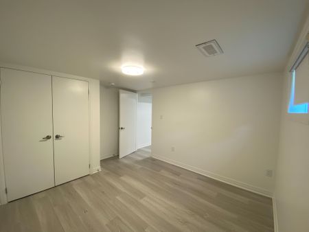 For Lease - 15 Vauxhall Drive Unit# B1, Toronto, Ontario - Photo 2