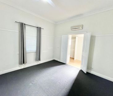 BEAUTIFUL 3 BEDROOM HOME ON BONARIUS - Photo 1