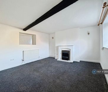 3 bedroom semi-detached house to rent - Photo 3