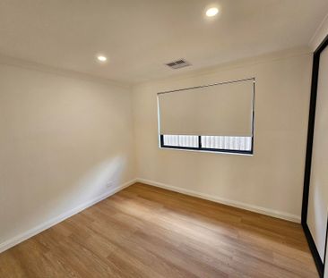 Brand Spanking New 3x1 **Open Fri - 10th Dec 4.30pm to 4.45pm** - Photo 1