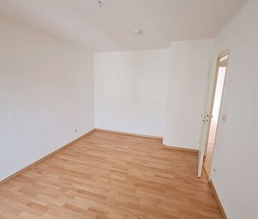 2-Raumwohnung mit Balkon & Einbauküche in der Innenstadt - Foto 4