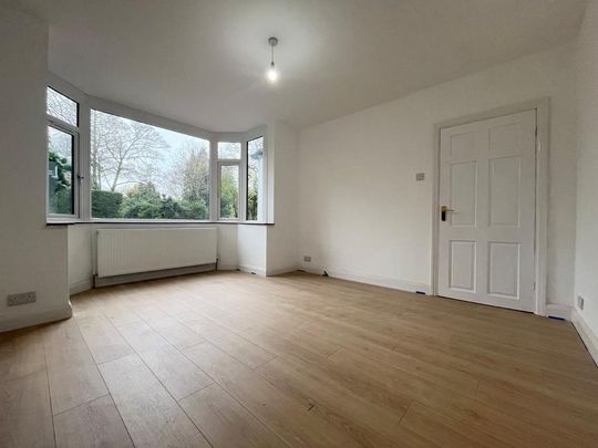 4 bedroom detached house to rent - Photo 1