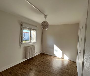 Location - Appartement T4 - 78 m² - Montbéliard - Photo 2