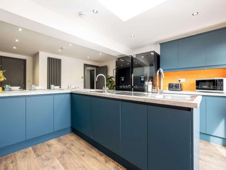 1 bedroom in a house share to rent - Photo 4