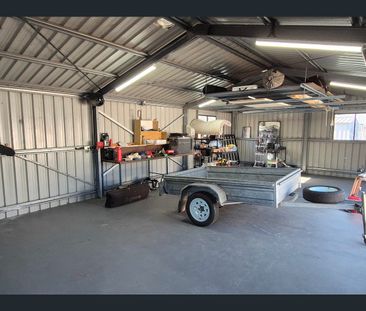 Looking for room to move - Photo 1