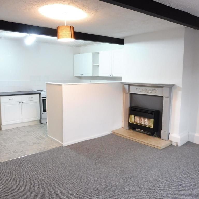 2 bedroom cottage to rent - Photo 1