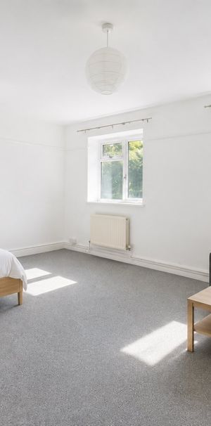 Flat to rent - Boone Street, London, SE13 - Photo 1
