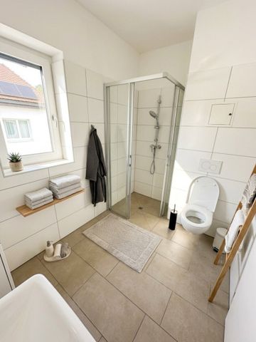 Helle und geräumige 2-Zimmer-Wohnung mit Balkon in Graz - Photo 4