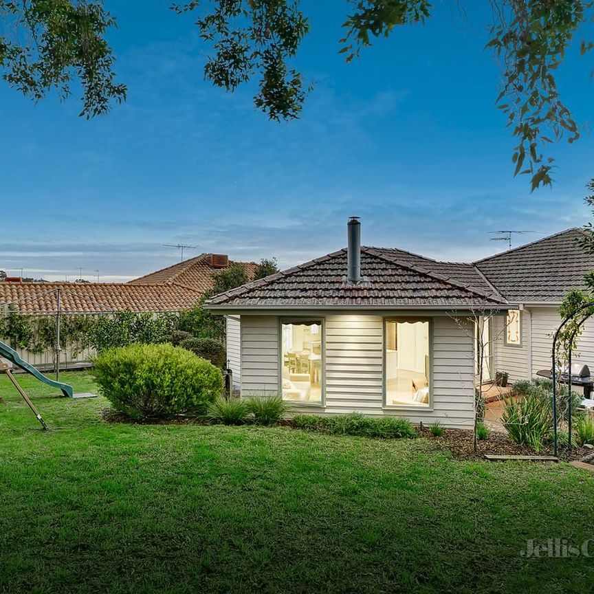 42 Robert Street, Bulleen - Photo 1