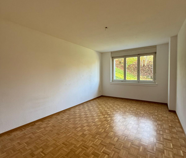 Grosszügige 2.5-Zimmerwohnung im Erdgeschoss mit Terasse - Foto 6