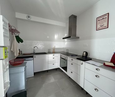 Location Appartement 2 pièces 57m² - Photo 4
