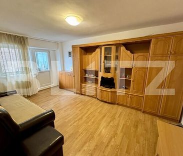 Apartament 2 camere, decomandat, 54 mp, centrala termica, zona Calea Severinului - Fotografie 3