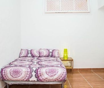 Carrer de Lancaster, Barcelona, Catalonia 08001 - Photo 4