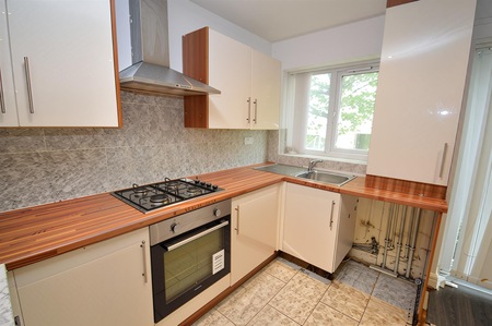 Oakwood Park, Prenton, CH43 - Photo 4