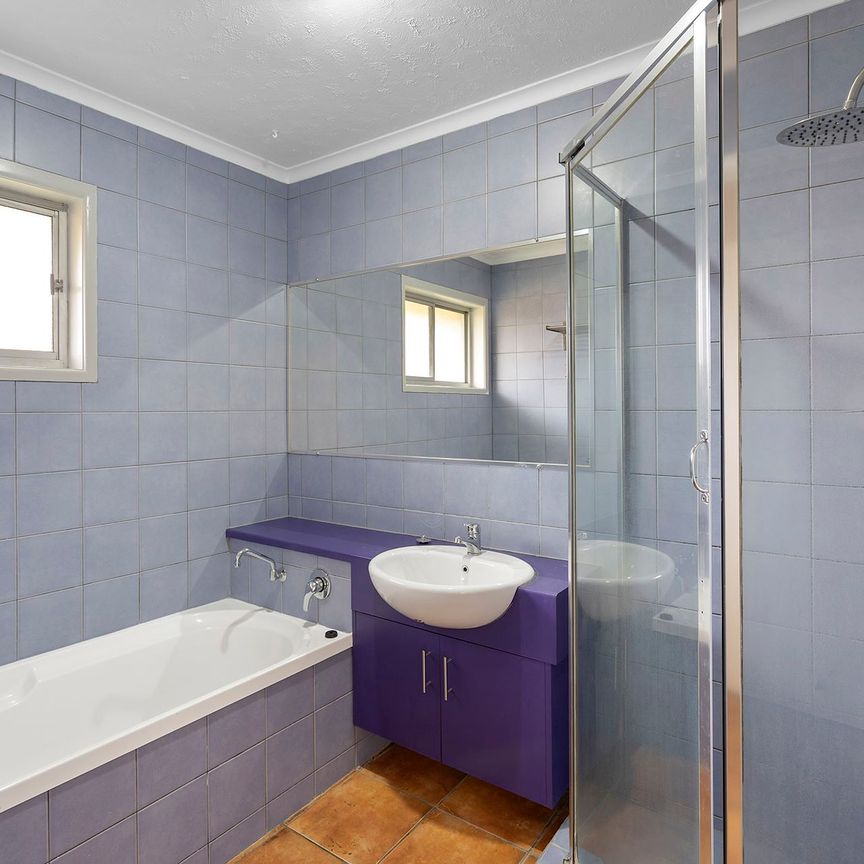 7 Coolcrest Street, Daisy Hill. - Photo 1