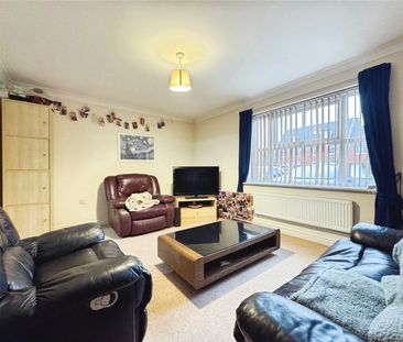 4 bedroom house to rent Earles Gardens, Norwich, NR4 - Photo 2