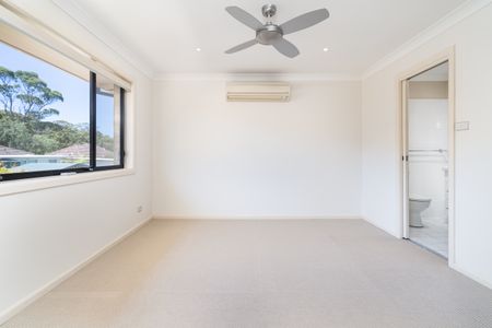 5/404 Forest Road, Kirrawee NSW 2232 - House For Rent | Domain - Photo 4