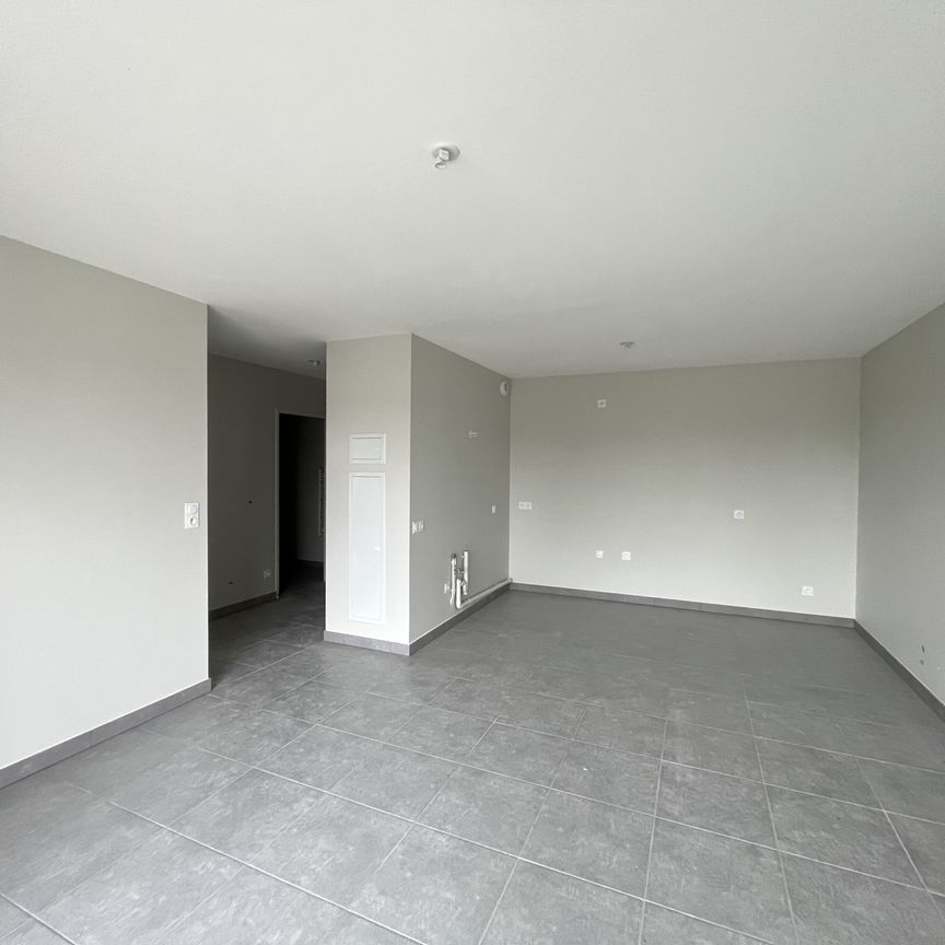 Location Appartement 2 pièces 45m² OLEMPS 12510 - Photo 1