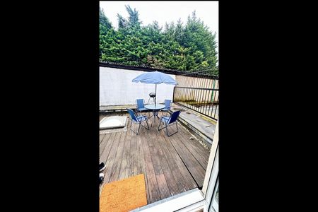 Room in a Shared Flat, Finchley Road, NW2 - Photo 3