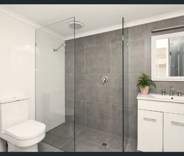 Furnished CBD apartment - Photo 6