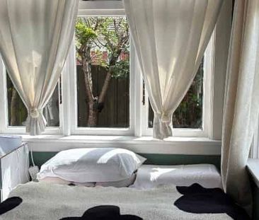 Fully Furnished Studio Room Available Now - Photo 2