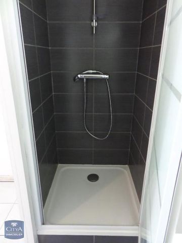 Location Appartement 1 pièce 21m² BOURGES 18000 - Photo 3