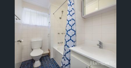 Prime Windsor Location - Available Now! - Photo 2