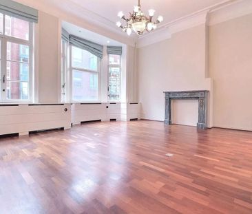 Herenhuis te huur in Elsene voor € 9.150 met 5 slaapkamers - Photo 1