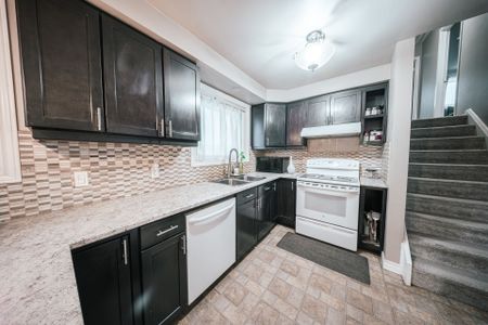 For Lease - 1187 Skylark Avenue, Oshawa, Ontario - Photo 3