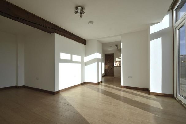 2 bedroom cottage to rent - Photo 1