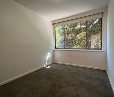 7/18 Westbury Grove, St Kilda East VIC 3183 - Apartment For Rent | ... - Photo 4