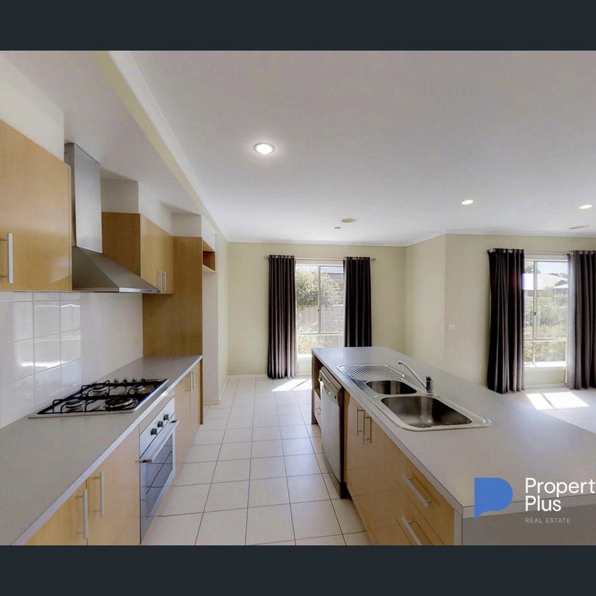 1 Mannagum Drive, Epsom, Vic 3551 - Photo 1