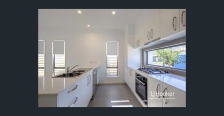 A Stylish, Easy-Care Home in a Premium Location - Photo 2