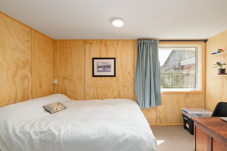 Gorgeous Standalone Cottage in New Brighton! - Photo 4