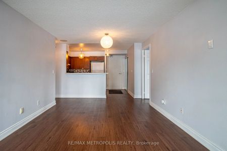 109 Front Street E #641 - Photo 5