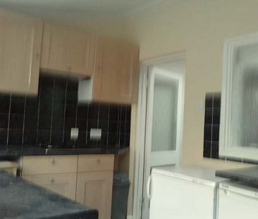 3 Bed Flat To Let - Student Accommodation Portsmouth - Photo 6