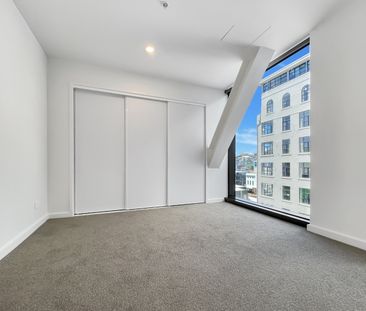 Welcome to apartment 605 in Hyde Lane - Photo 3