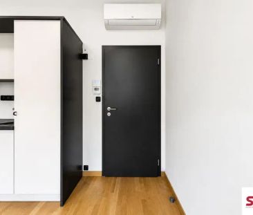 Pronájem pěkného moderního bytu 1+kk se sklepní kójí na Praze 3 Ond... - Photo 3