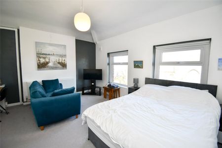 Manor Road, CH45 7LU, Wallasey - Photo 4