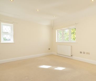 Longdown Lane North, Epsom, KT17 - Photo 5