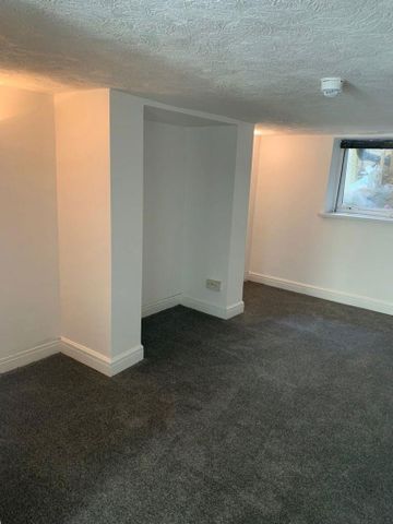 1 bedroom property to rent - Photo 2
