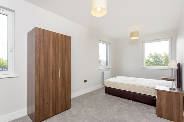 3 bedroom apartment to rent - Photo 1